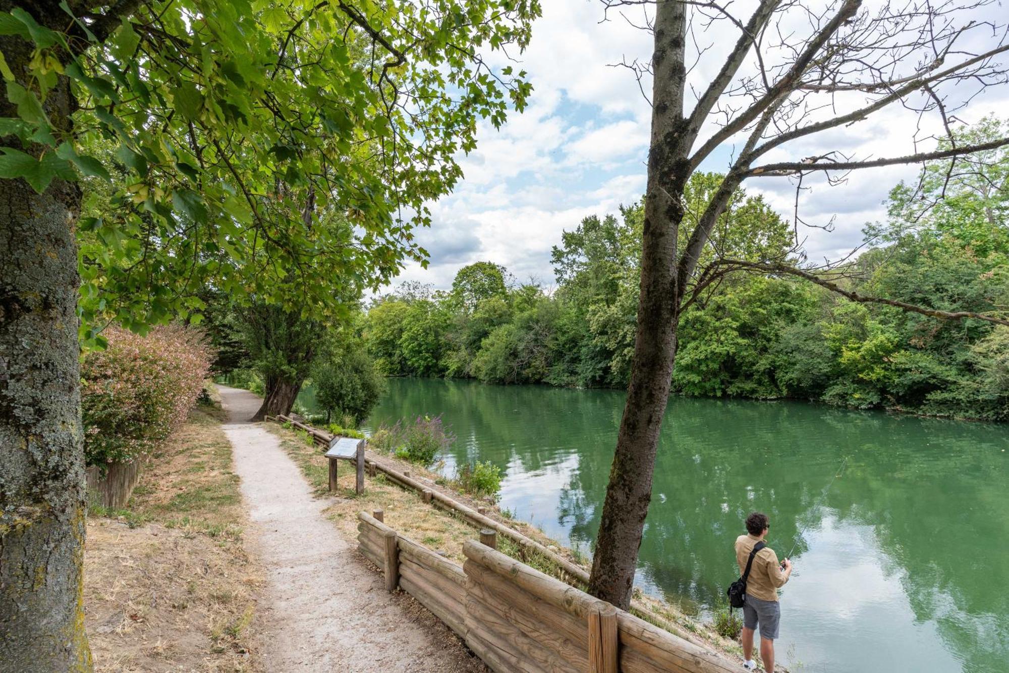 Апартаменты Sucy Chennevieres-sur-Marne Экстерьер фото